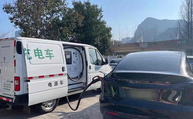河口区汽车搭电